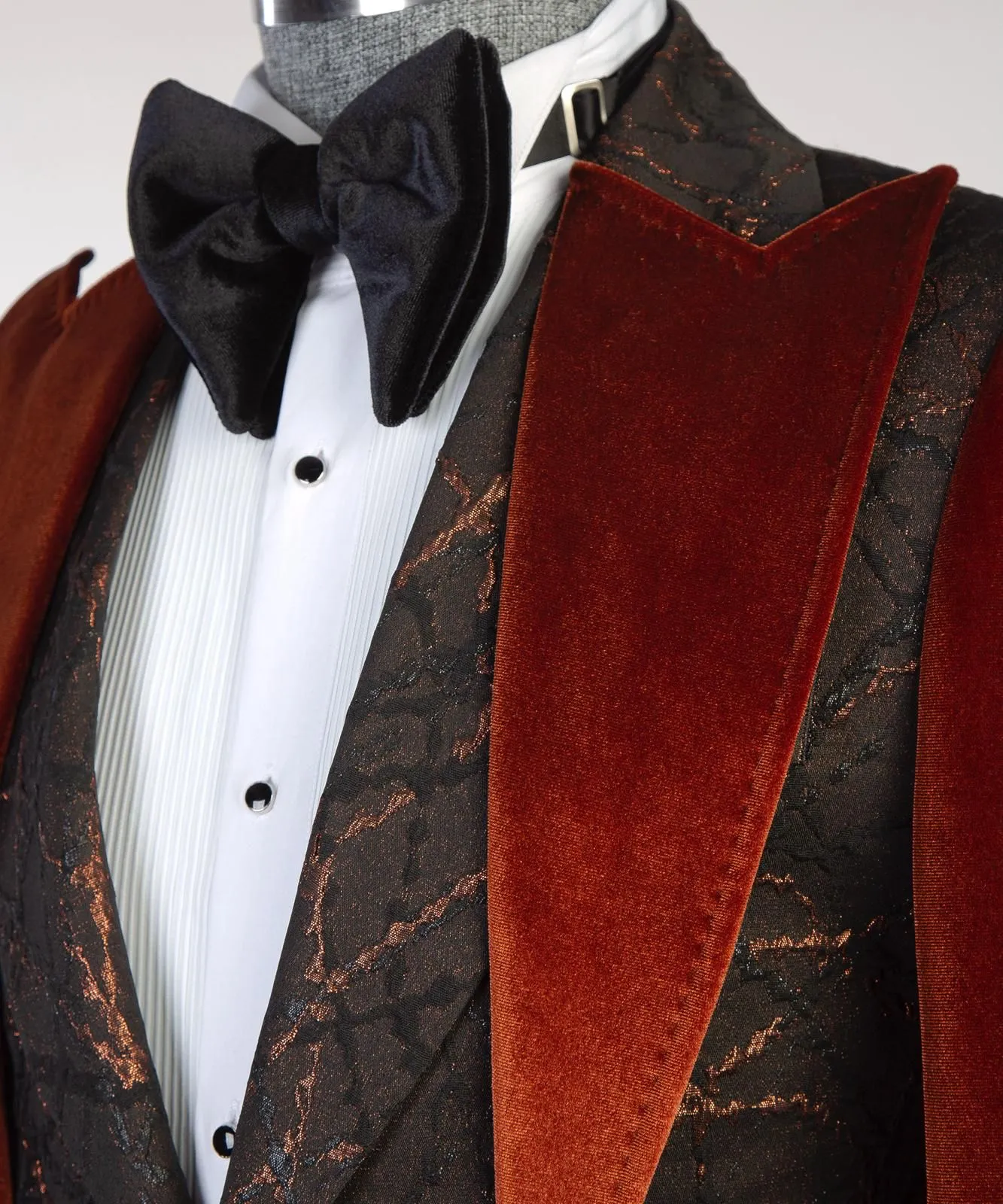 Men's Classic double-collar suit
