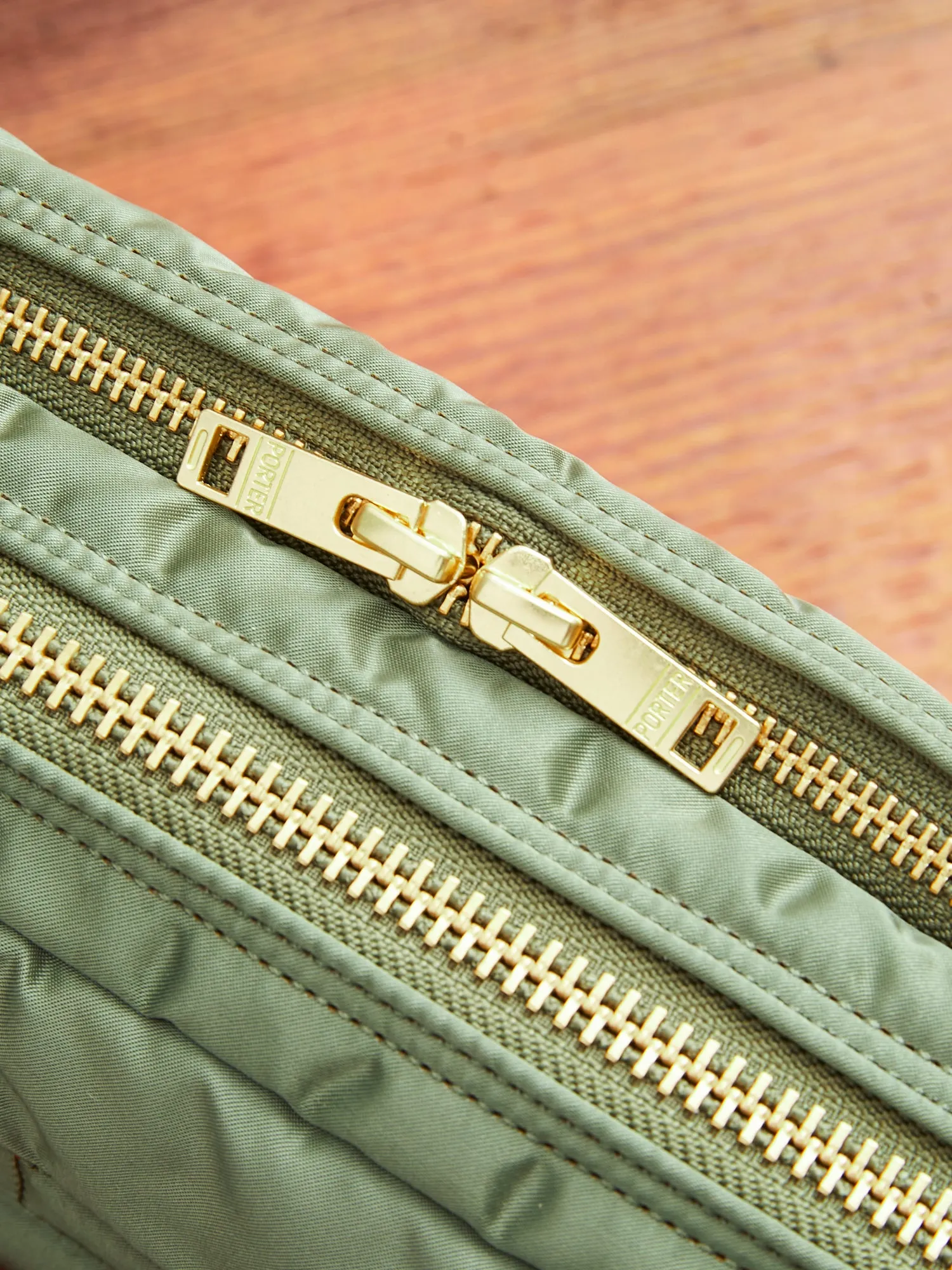 "Tanker" Shoulder Bag (S) in Sage Green