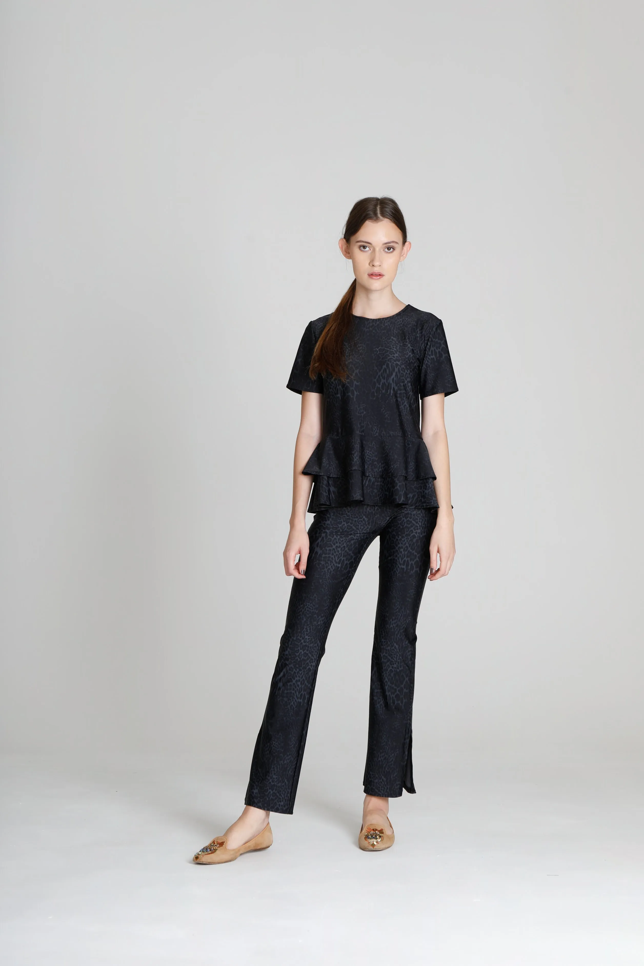 The Cropped Sport Pants - Grey Leo
